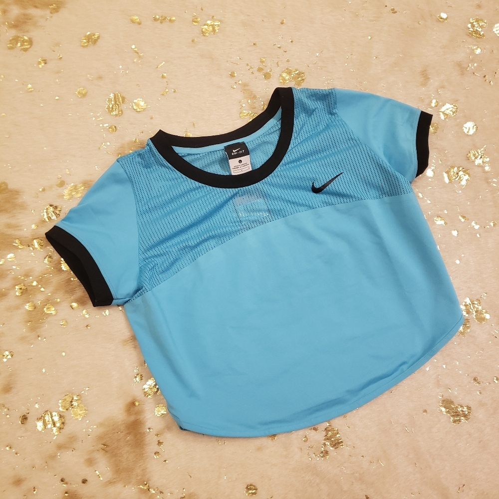 NWT Nike L Blue Mesh Crop Top